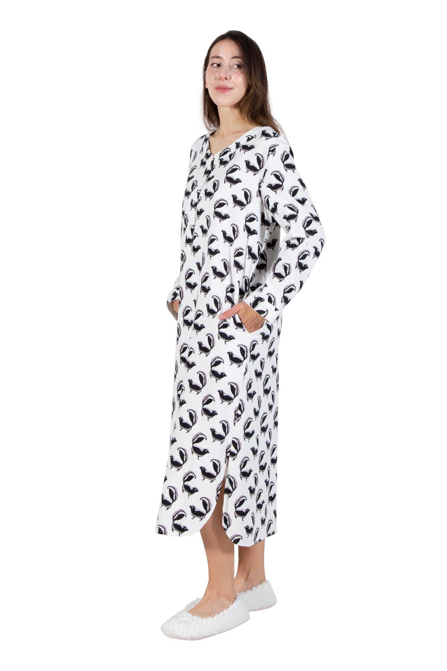 Whimsical Skunk Flannel Henley Night Shirt - La Cera