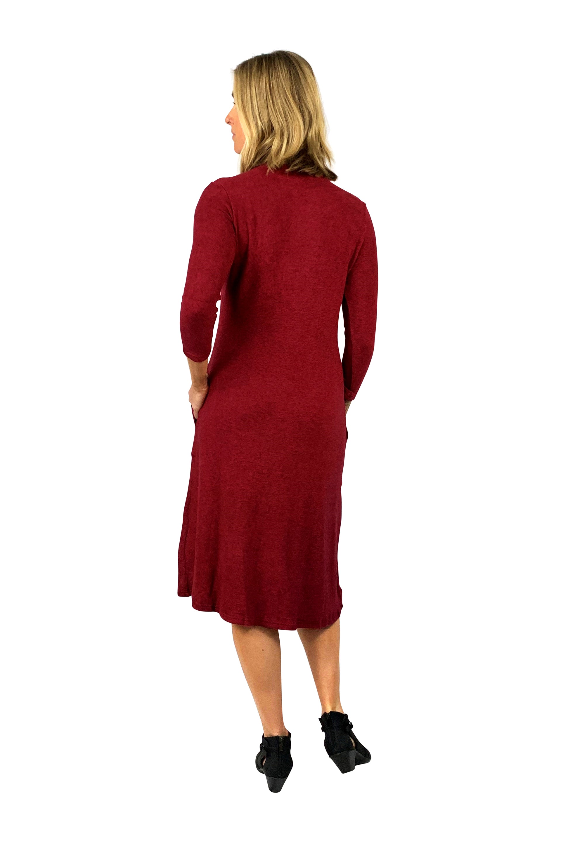 Soft and Cozy Knit Go-To Dress - La Cera