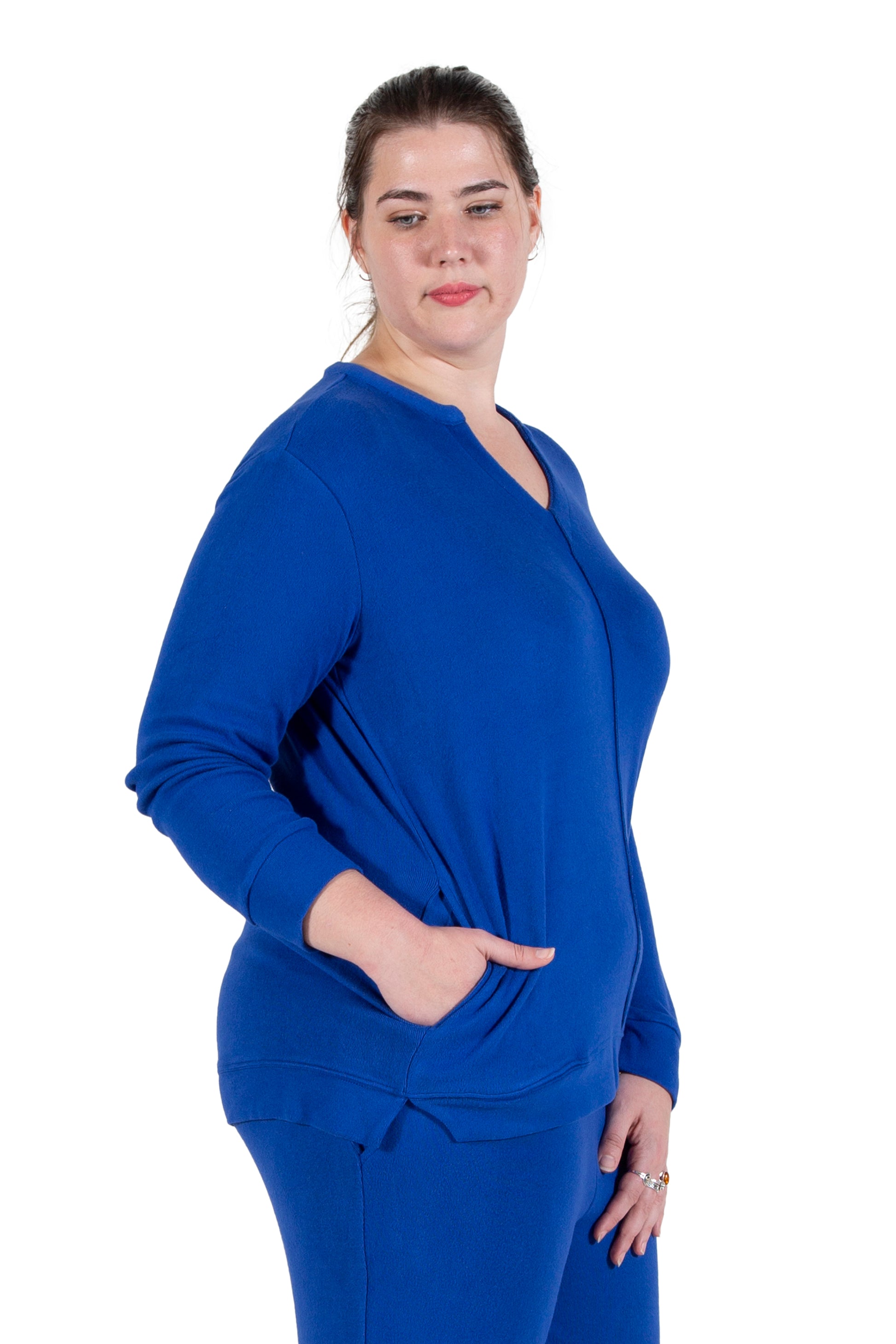 Plus Size Comfort Luxe Collection Cozy Knit V- Neck Tunic - La Cera