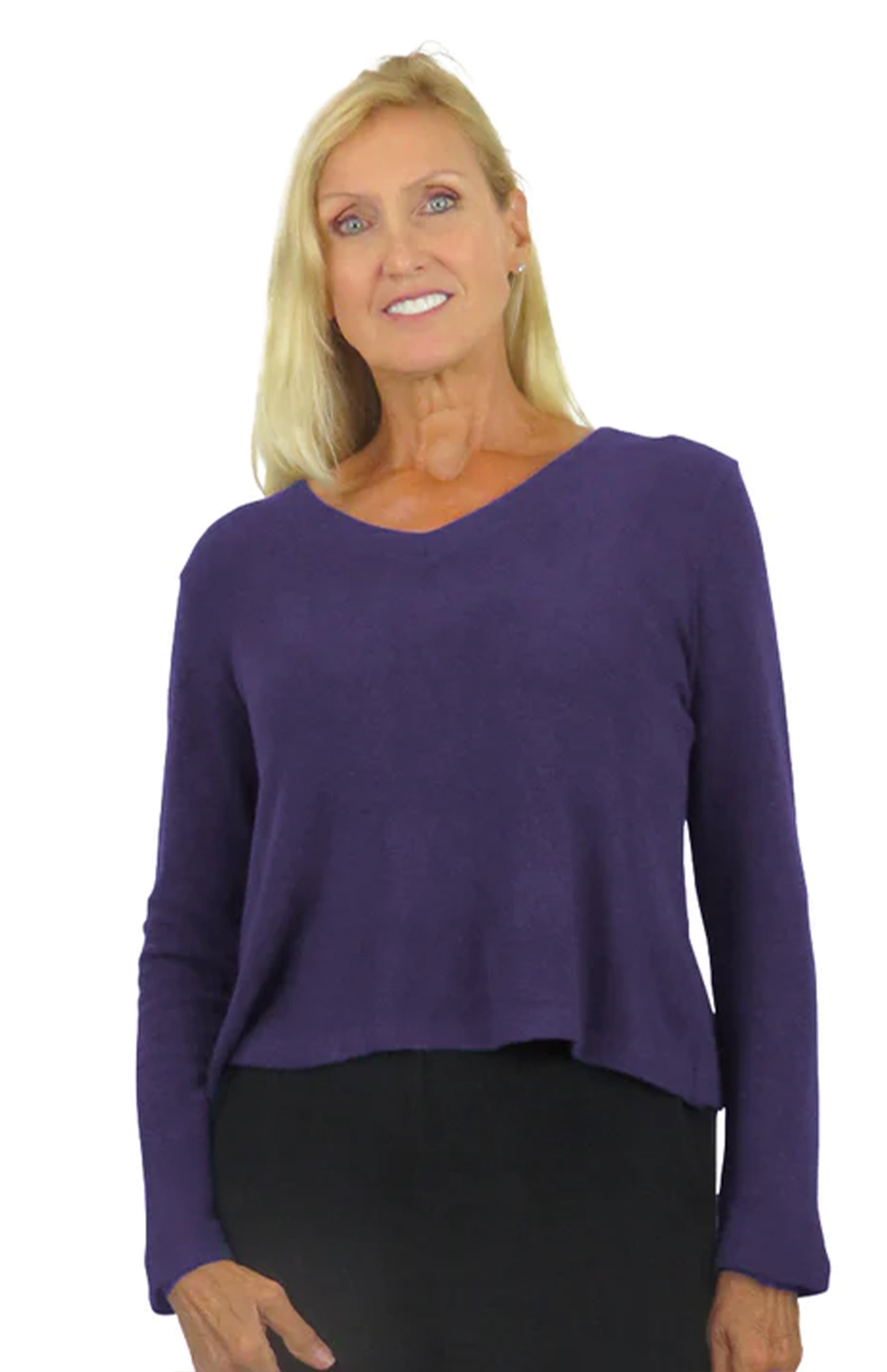 V-Neck Comfort Collection Long Sleeve Top - La Cera