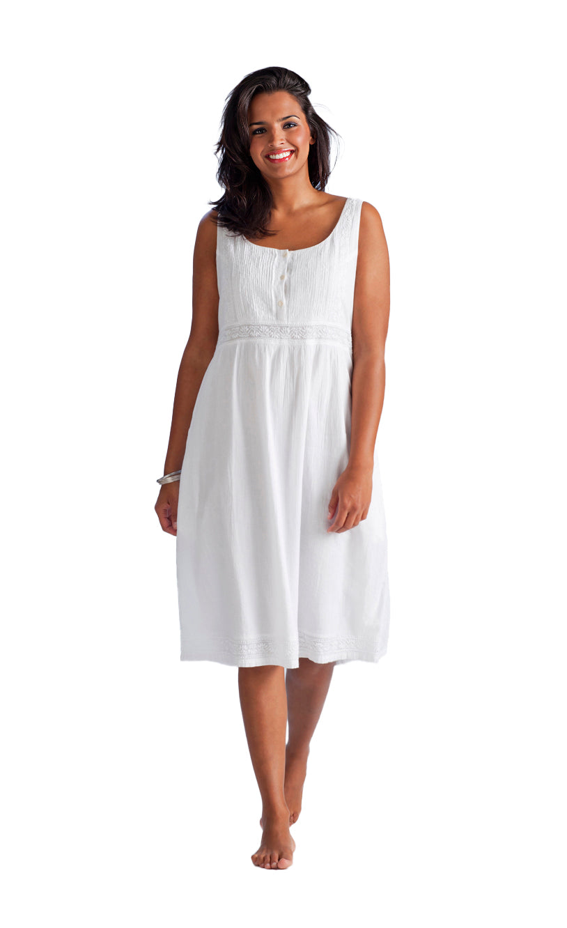 La Cera Sleeveless Embroidered Pleated Chemise - La Cera