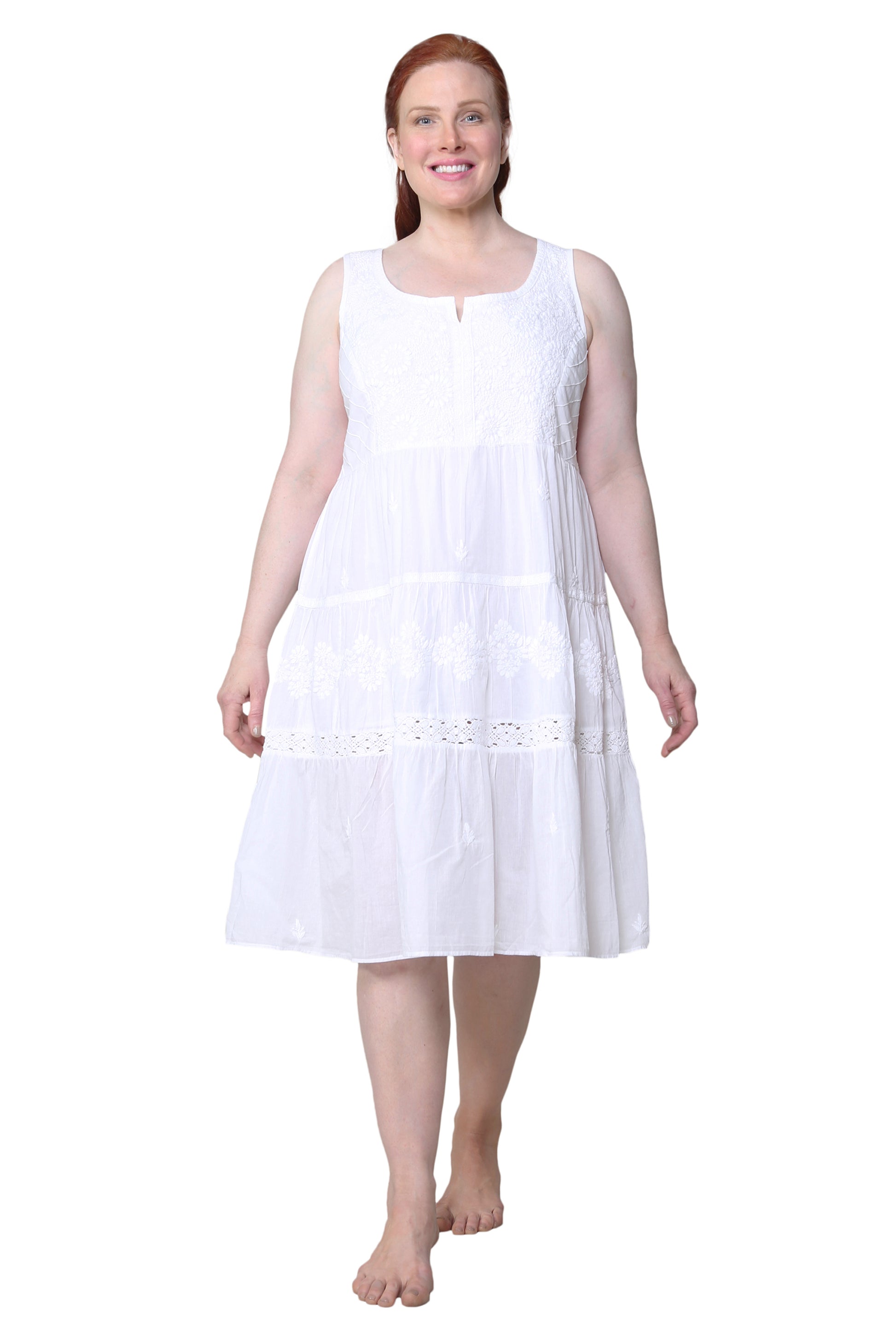 La Cera Plus Size Sleeveless Tiered Chemise - La Cera