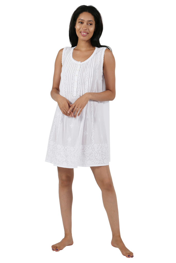 La Cera Sleeveless Pleated Button Front Chemise - La Cera