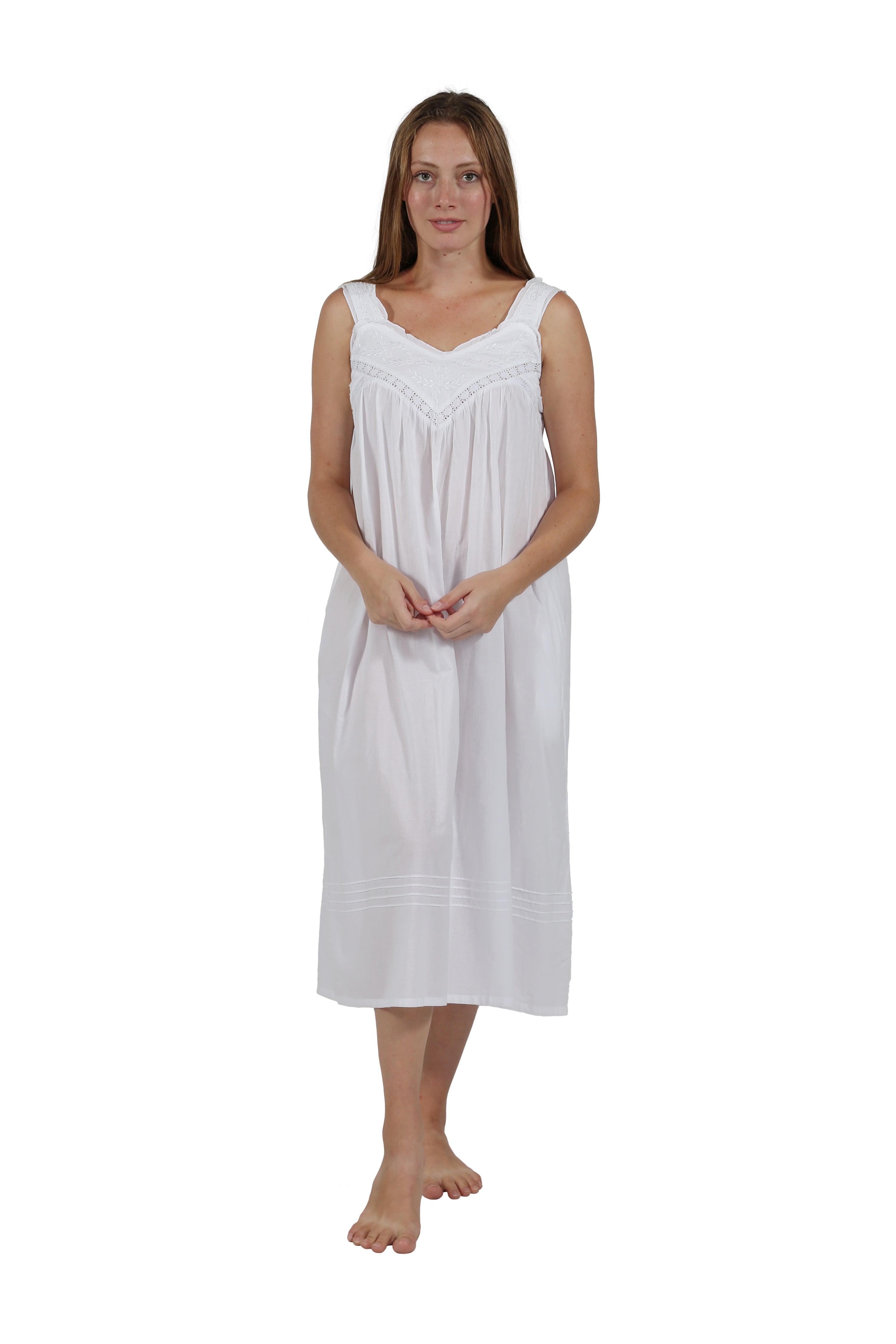 100% Cotton Embroidered Gown - La Cera