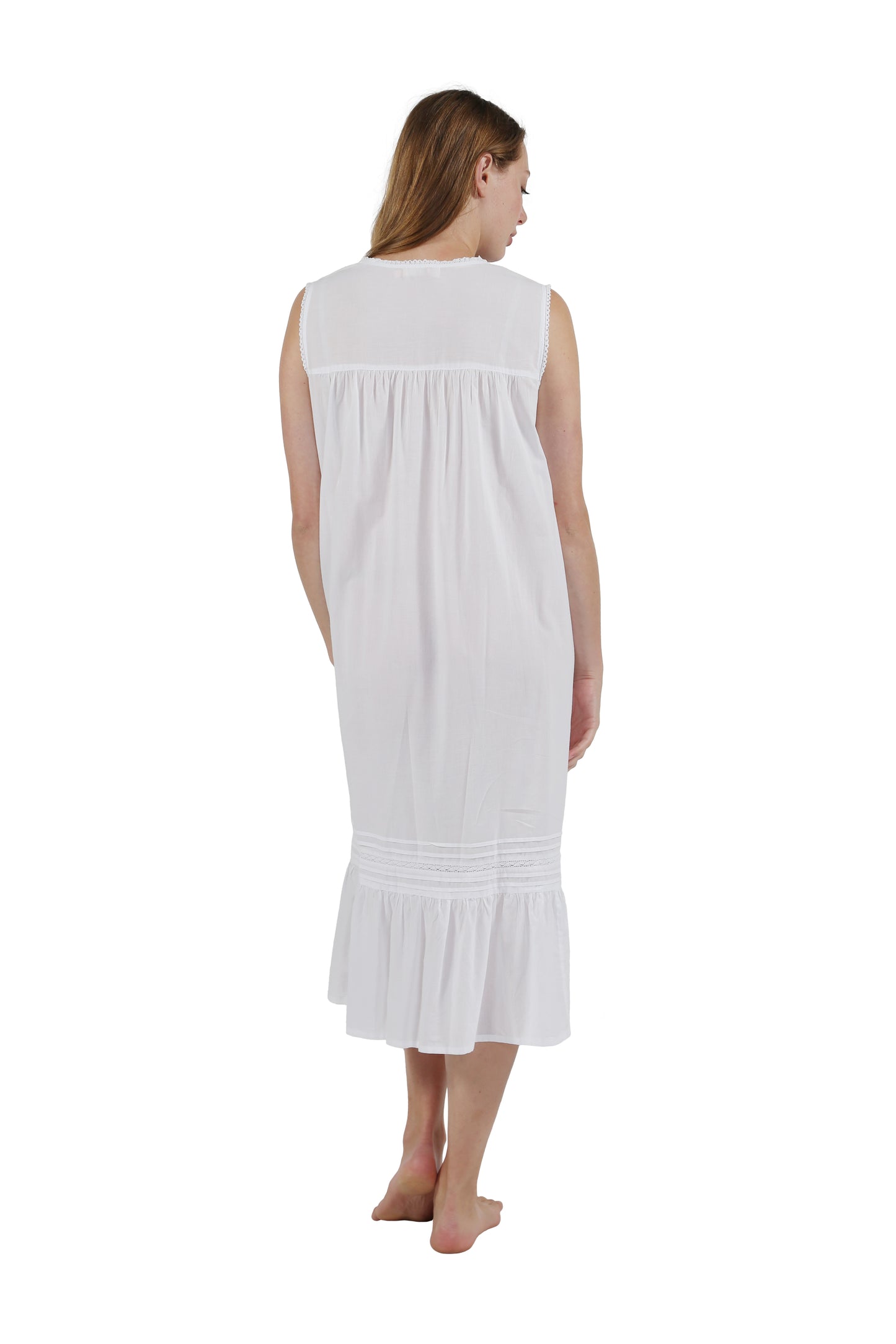 100% Cotton Embroidered Scoop Neck Gown - La Cera