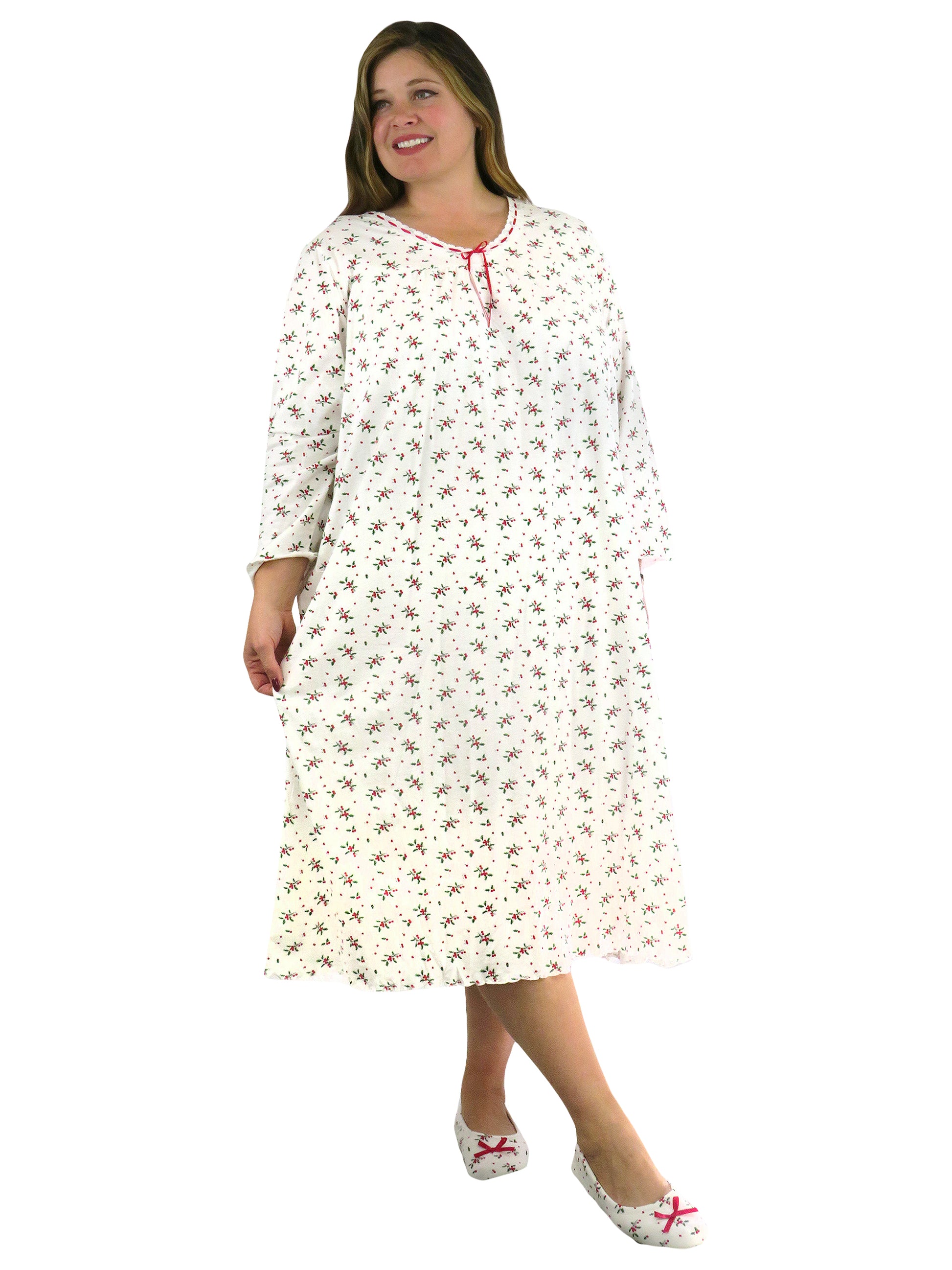 La Cera | Women Ivory Long Sleeve Mistletoe Nightgown | Plus Size: 1X | 100% Cotton La Cera | Women Ivory Long Sleeve Mistletoe Nightgown | Plus Size: 1X | 100% Cotton