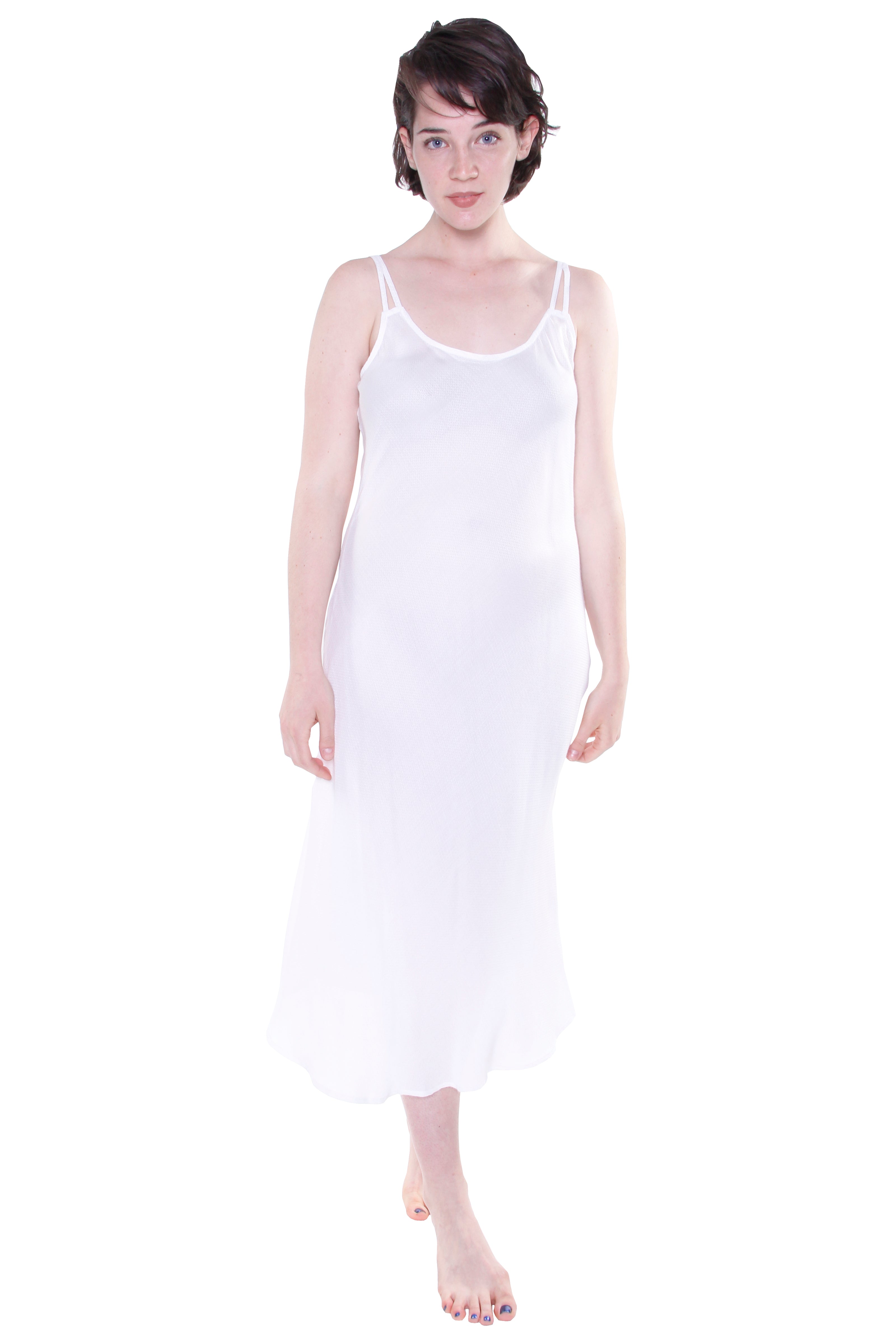 White Rayon Gown - La Cera