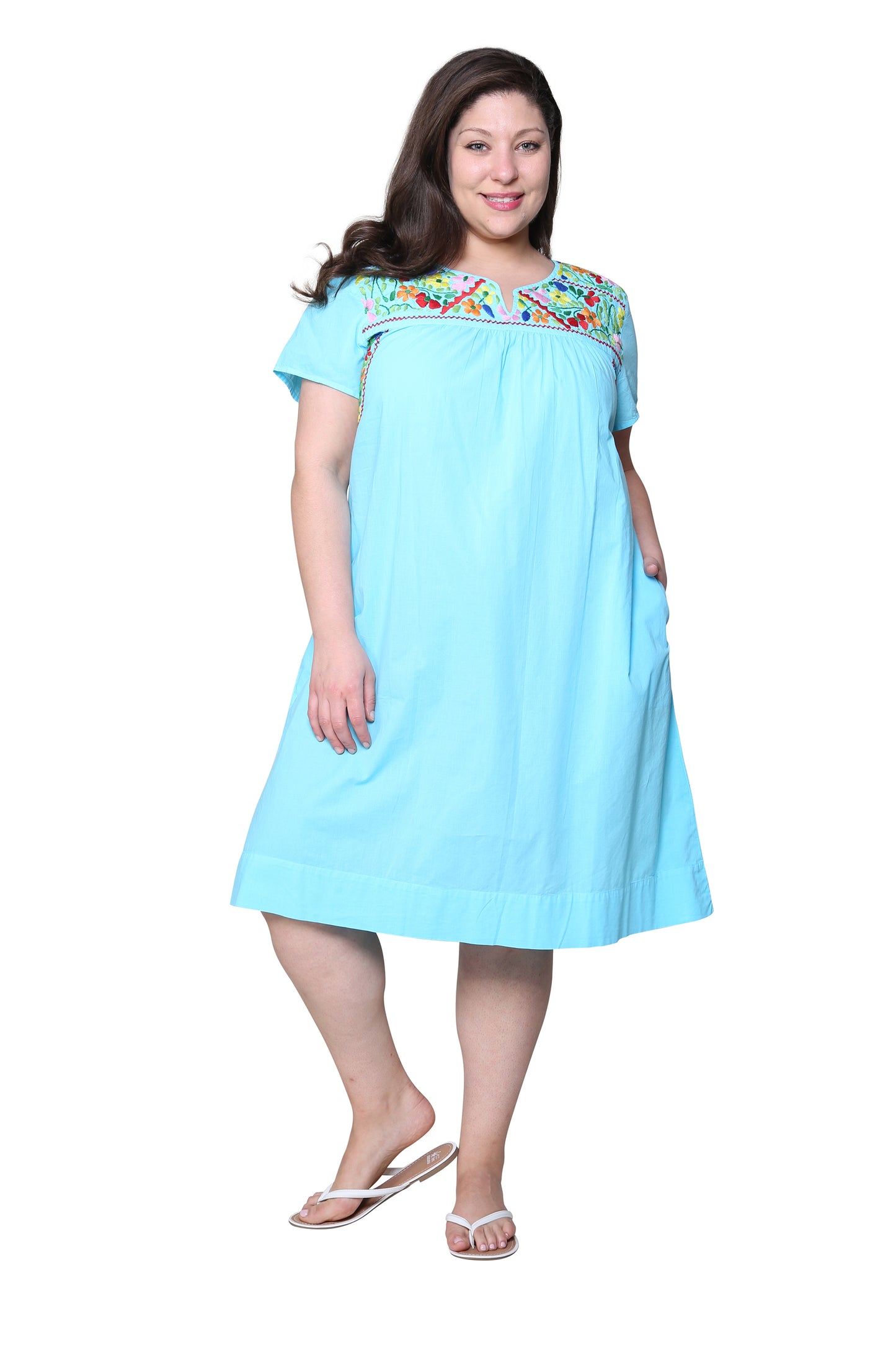 Vestido de manga corta bordado La Cera talla grande 