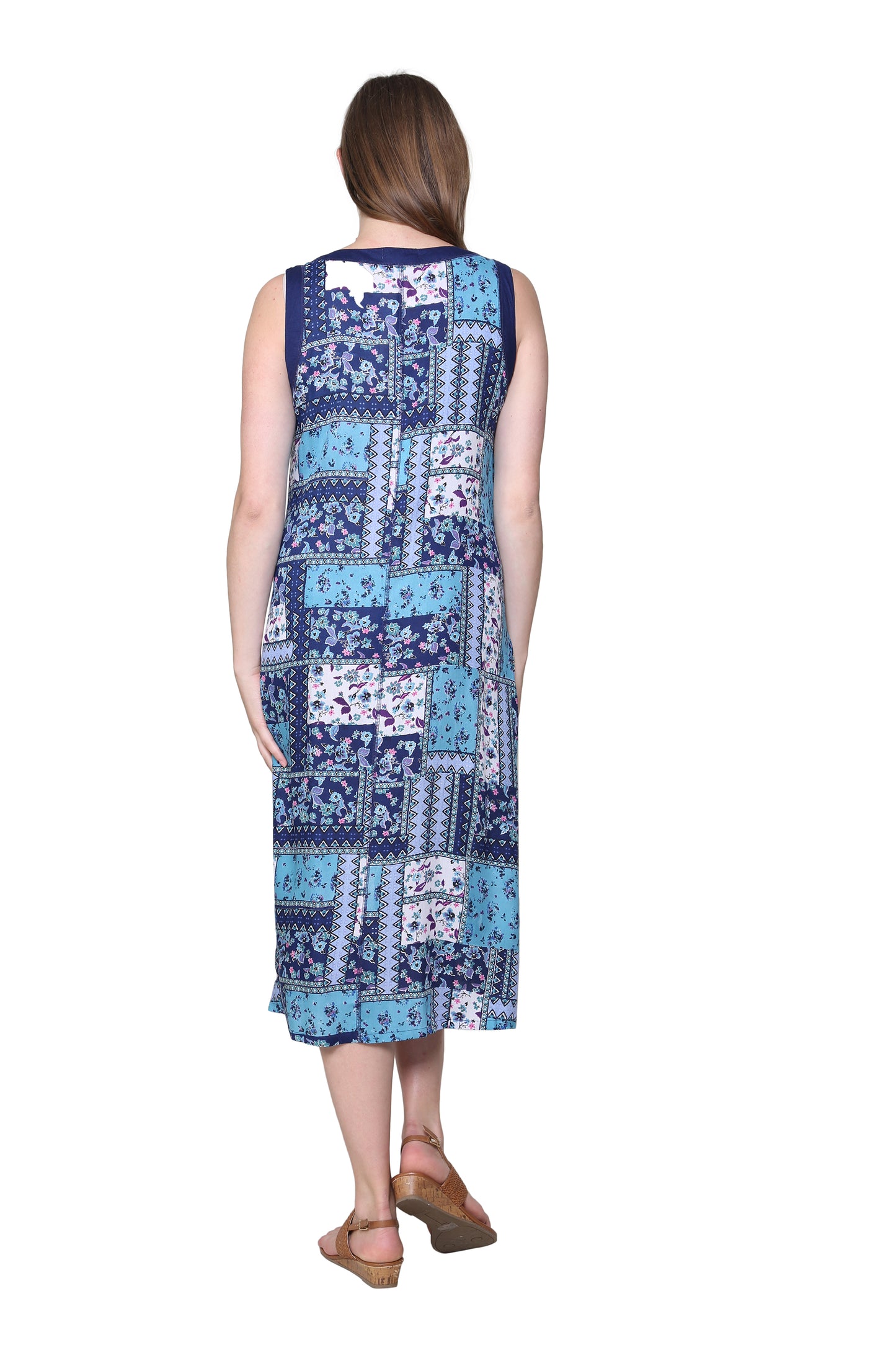 Vestido con estampado de rayón y patchwork con botones novedosos
