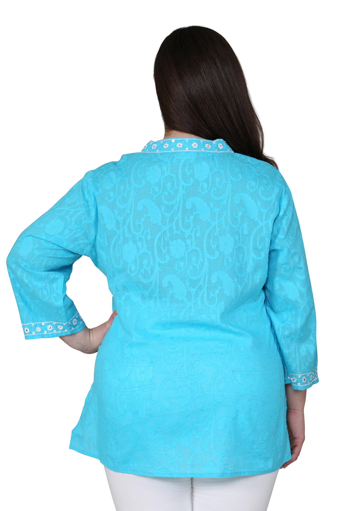Top tipo túnica con bordado floral de talla grande