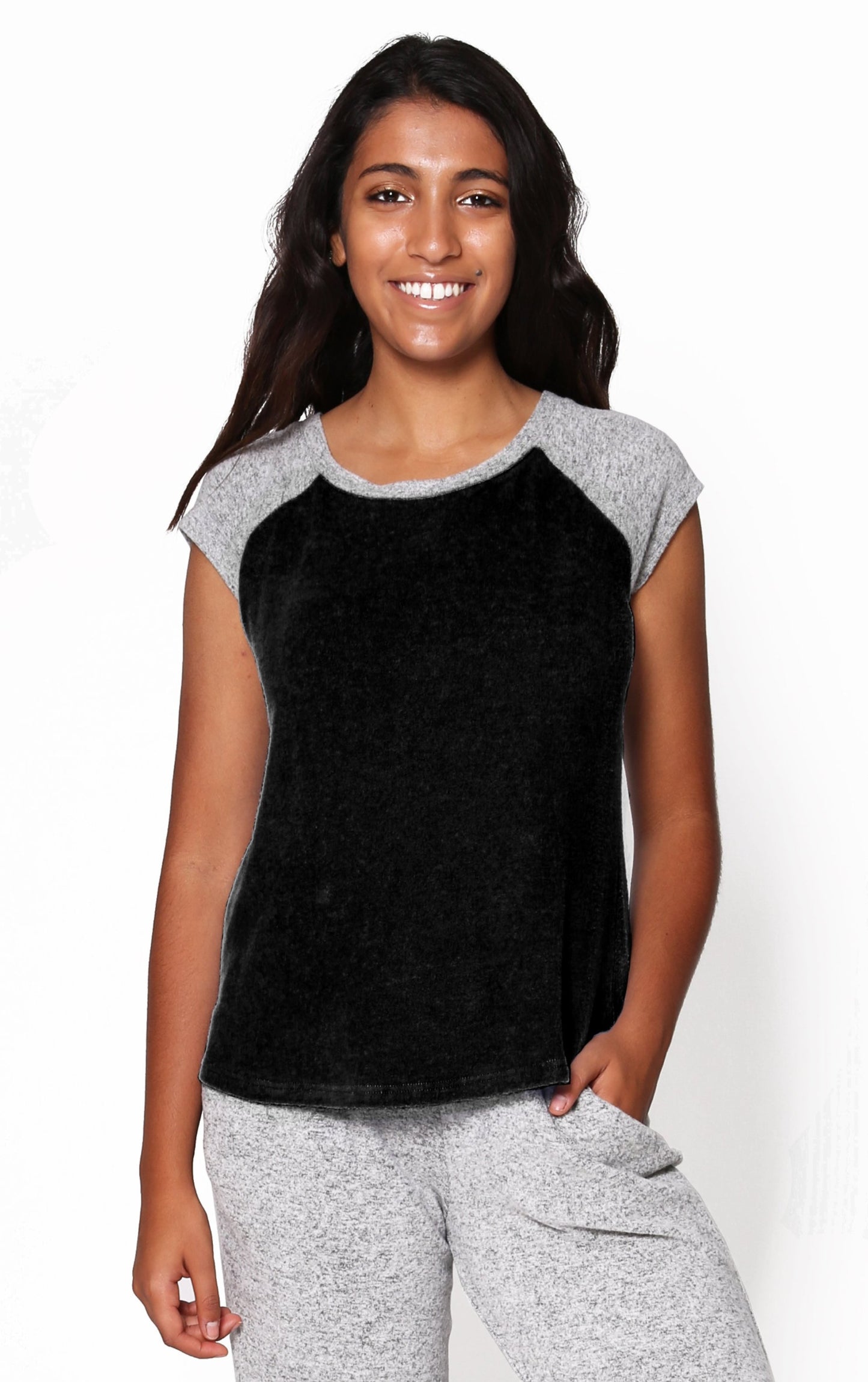 Camiseta de dos tonos de The Comfort Collection