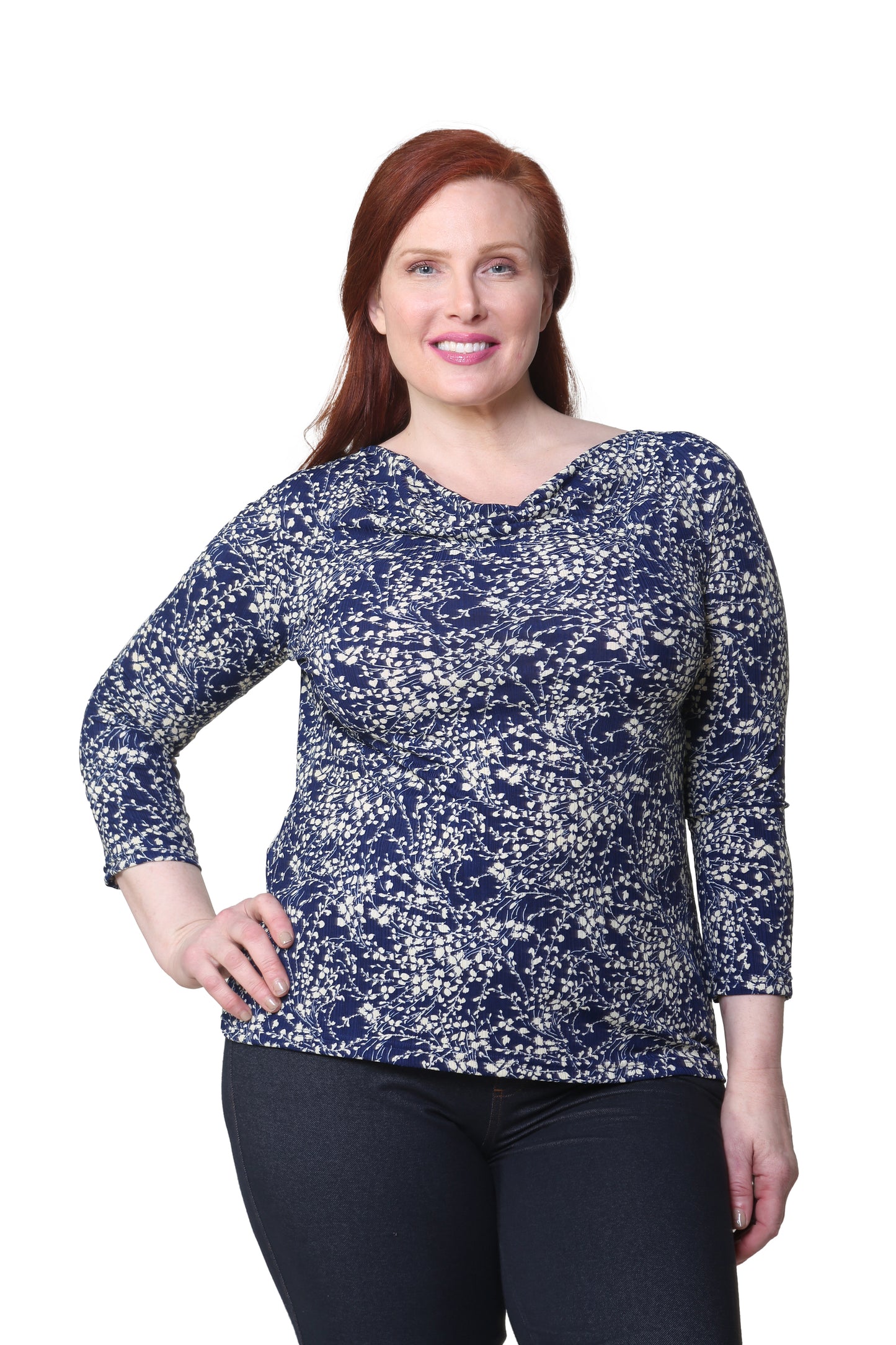 Top con cuello vuelto floral La Cera Lucerne de talla grande